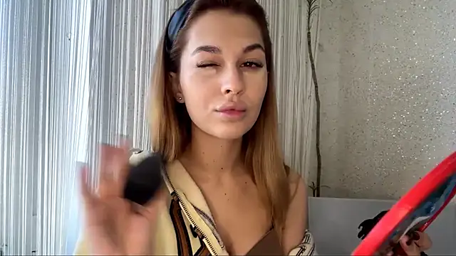 JoliPlatinums online show from 05-05-26, 06:10