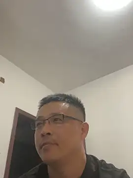 Snapshot of saonan_JJ chatting on 04-18-26, 01:37 saonan JJ online show from 04-18-26, 01:37