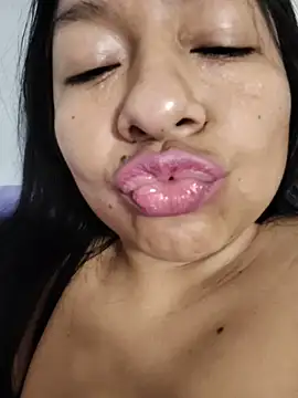 alisonnturbay online show from 07-11-26, 03:53