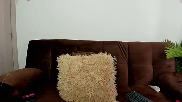 Hanna Sotoo online show from 04-19-26, 02:38