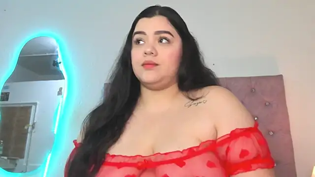 Snapshot of laurenlaine chatting on 05-29-26, 03:54 laurenlaine online show from 05-29-26, 03:54