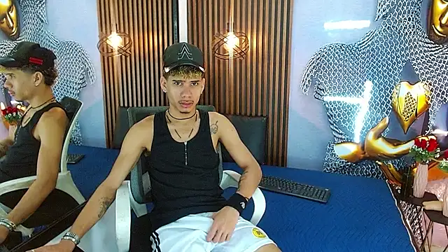 Snapshot of Skinny_cute_Alyer chatting on 05-24-26, 01:43 Skinny cute Alyer online show from 05-24-26, 01:43