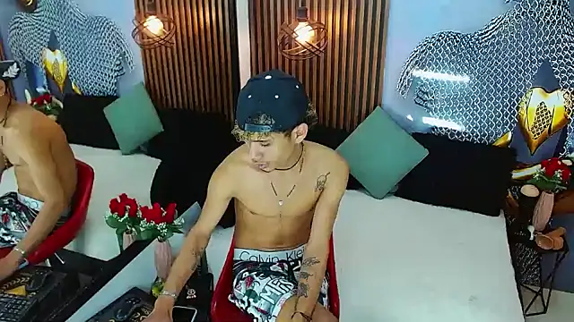 Skinny cute Alyer online show from 07-24-26, 02:20