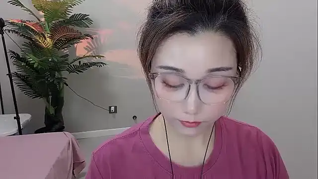 Yunxi- online show from 04-18-26, 01:37