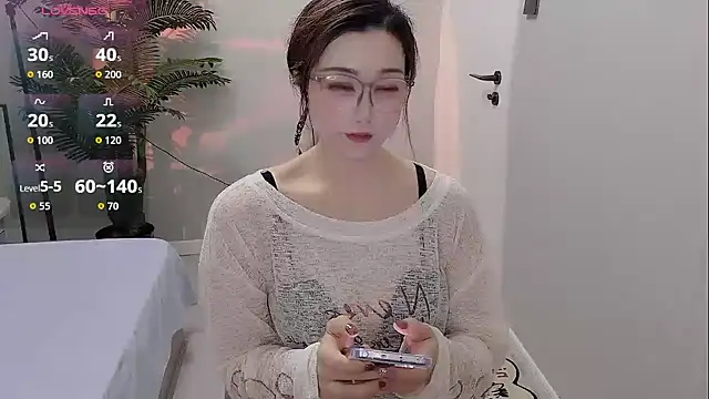 Snapshot of Yunxi- chatting on 05-21-26, 02:29 Yunxi- online show from 05-21-26, 02:29