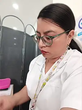 Snapshot of SOFI__10 chatting on 07-02-26, 12:33 SOFI 10 online show from 07-02-26, 12:33