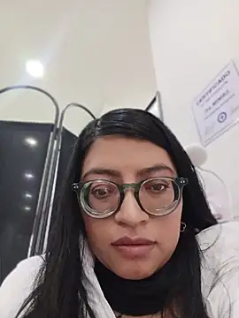 Snapshot of SOFI__10 chatting on 07-26-26, 12:34 SOFI 10 online show from 07-26-26, 12:34