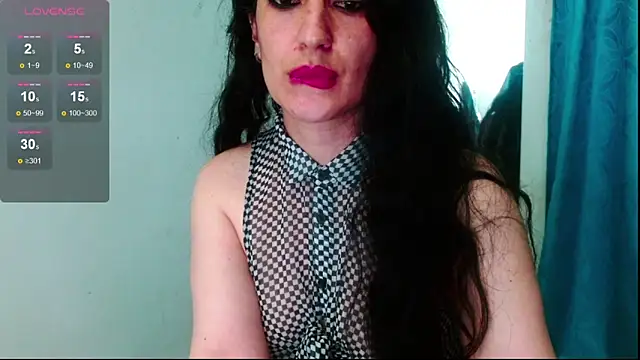 Snapshot of diosa_gil chatting on 06-11-26, 02:53 diosa gil online show from 06-11-26, 02:53