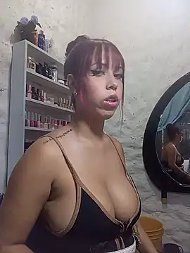 Snapshot of Samiragrey chatting on 06-12-26, 03:55 Samiragrey online show from 06-12-26, 03:55