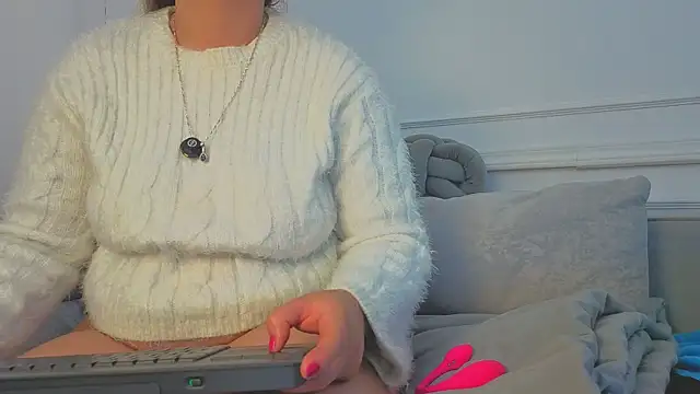 giigii hadidd online show from 07-22-26, 07:49