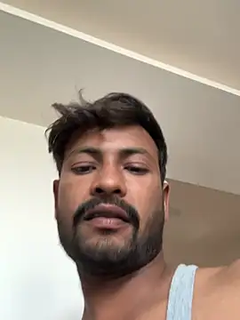 Snapshot of newdelhiBOY_ chatting on 05-15-26, 05:03 newdelhiBOY online show from 05-15-26, 05:03