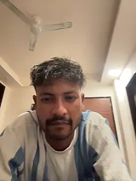 Snapshot of newdelhiBOY_ chatting on 05-16-26, 03:00 newdelhiBOY online show from 05-16-26, 03:00