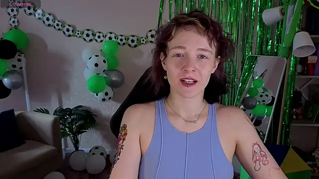 Ricki Bloom online show from 06-15-26, 09:22