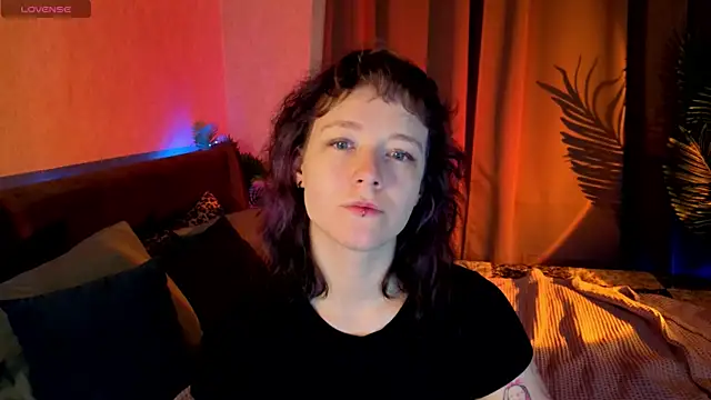 Ricki Bloom online show from 07-02-26, 01:16