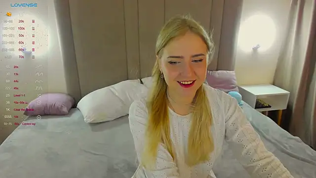 Liacandy  online show from 07-26-26, 02:09