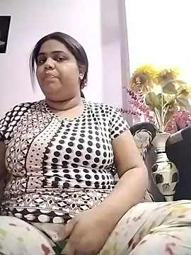 Snapshot of hotsilk21 chatting on 05-22-26, 10:04 hotsilk21 online show from 05-22-26, 10:04