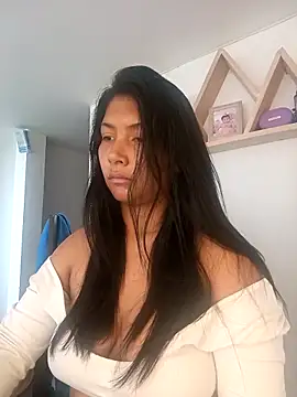 Snapshot of SaritaSC20 chatting on 04-15-26, 07:21 SaritaSC20 online show from 04-15-26, 07:21