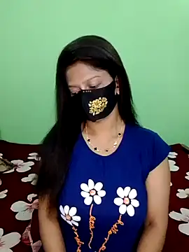 Snapshot of black-woman chatting on 05-13-26, 07:22 black-woman online show from 05-13-26, 07:22