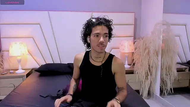 AngeloRoush online show from 04-21-26, 12:00