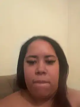 Snapshot of Tainesilva chatting on 04-13-26, 02:11 Tainesilva online show from 04-13-26, 02:11