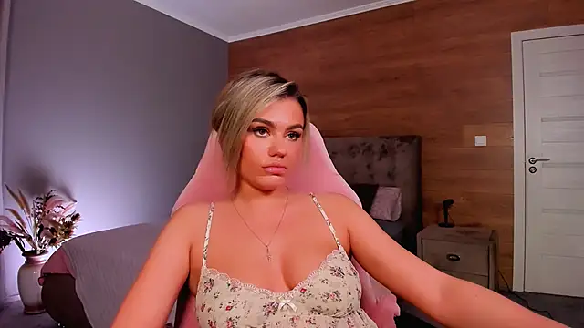 carry radient online show from 04-18-26, 07:18