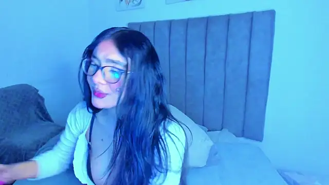 britanny jones1 online show from 07-22-26, 12:08