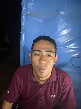 Snapshot of Mellvinn chatting on 04-17-26, 05:10 Mellvinn online show from 04-17-26, 05:10