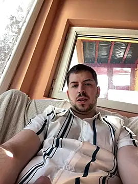 Snapshot of xxlfa chatting on 04-30-26, 02:23 xxlfa online show from 04-30-26, 02:23