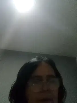 PienCanela online show from 04-28-26, 02:27