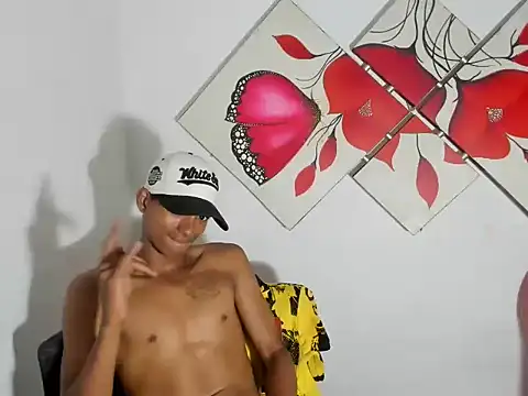 Snapshot of ozunabigcock chatting on 04-11-26, 07:02 ozunabigcock online show from 04-11-26, 07:02