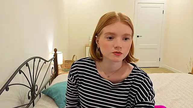 pink nipples  online show from 07-29-26, 03:15