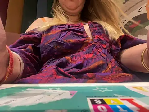 kavyasingh36 online show from 04-12-26, 08:25