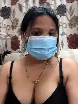 Snapshot of filmycoupleash1 chatting on 04-11-26, 02:43 filmycoupleash1 online show from 04-11-26, 02:43