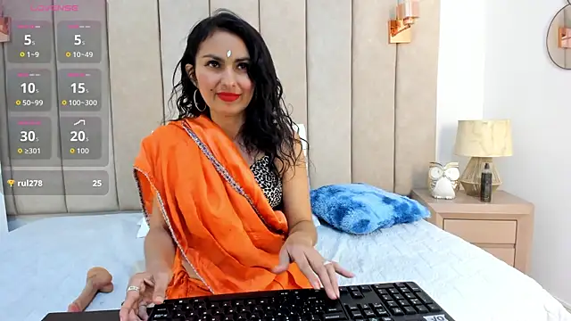 shaliny  online show from 07-28-26, 07:39