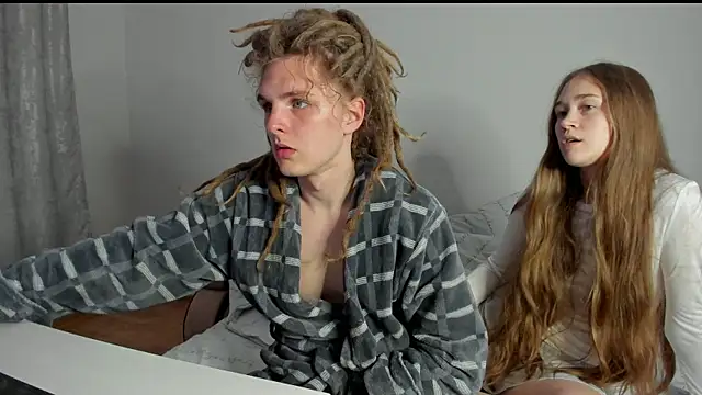 SurfSexCouple1 online show from 05-15-26, 09:11