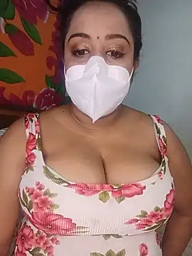 Suger Lips 99 online show from 05-22-26, 03:17
