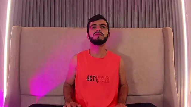 Snapshot of EmmanuelVoss chatting on 04-16-26, 04:35 EmmanuelVoss online show from 04-16-26, 04:35