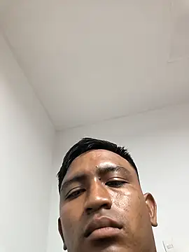 SnoozingThiamine online show from 04-27-26, 05:49