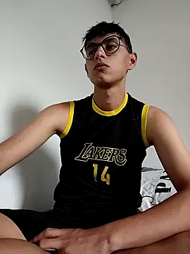 Camilo hot21 online show from 04-27-26, 08:07