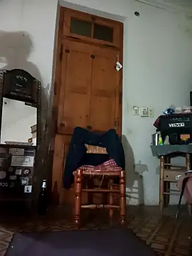 lucybeb online show from 04-13-26, 07:47