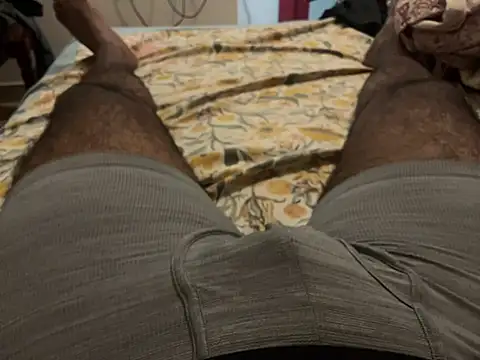 smalldick1202 online show from 04-14-26, 10:16