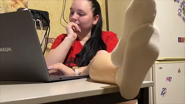 milamisss online show from 04-21-26, 07:50