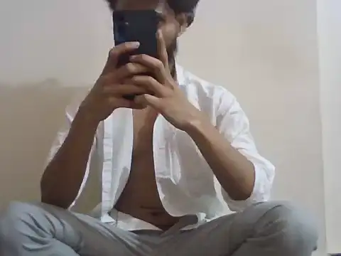 itsmemadhu2019 online show from 04-18-26, 07:07