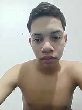 Snapshot of curious_straight_guy chatting on 05-23-26, 01:26 curious straight guy online show from 05-23-26, 01:26