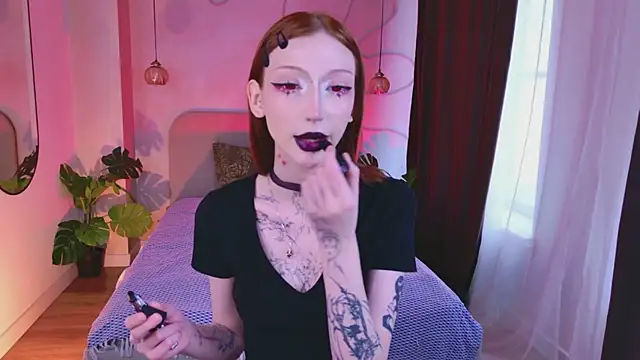 Snapshot of vamp_ray chatting on 04-25-26, 07:22 vamp ray online show from 04-25-26, 07:22