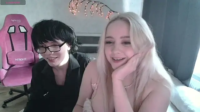 ScallyMilana online show from 04-27-26, 12:58