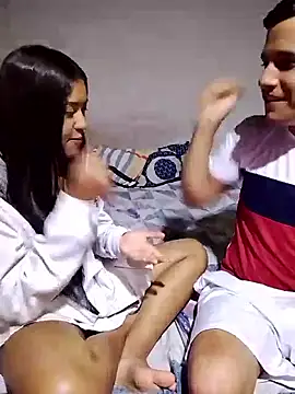 Snapshot of daybich chatting on 04-15-26, 03:02 daybich online show from 04-15-26, 03:02