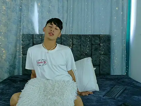 IhanKing online show from 04-21-26, 07:28