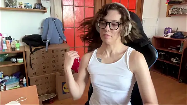 PillowPeachX online show from 05-13-26, 03:20