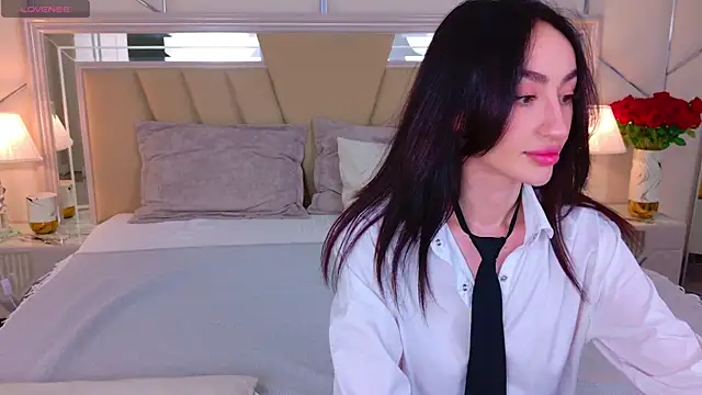 Snapshot of JayneMiler chatting on 04-17-26, 05:38 JayneMiler online show from 04-17-26, 05:38